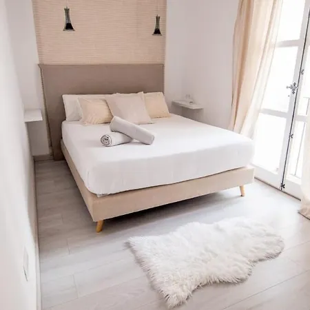 Puerto Banus Marina Apartment! * Marbella